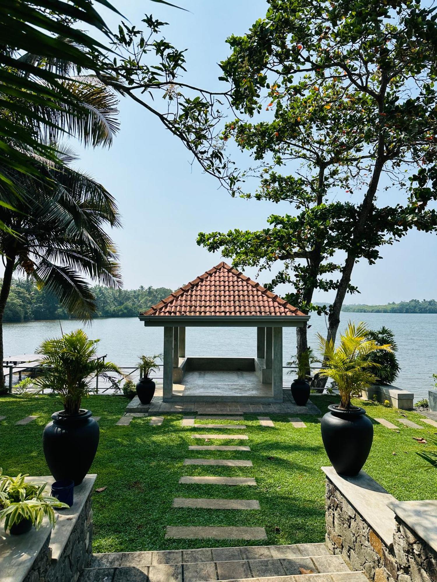 The Niche Hikkaduwa - 10 Minutes To The Beach Luaran gambar